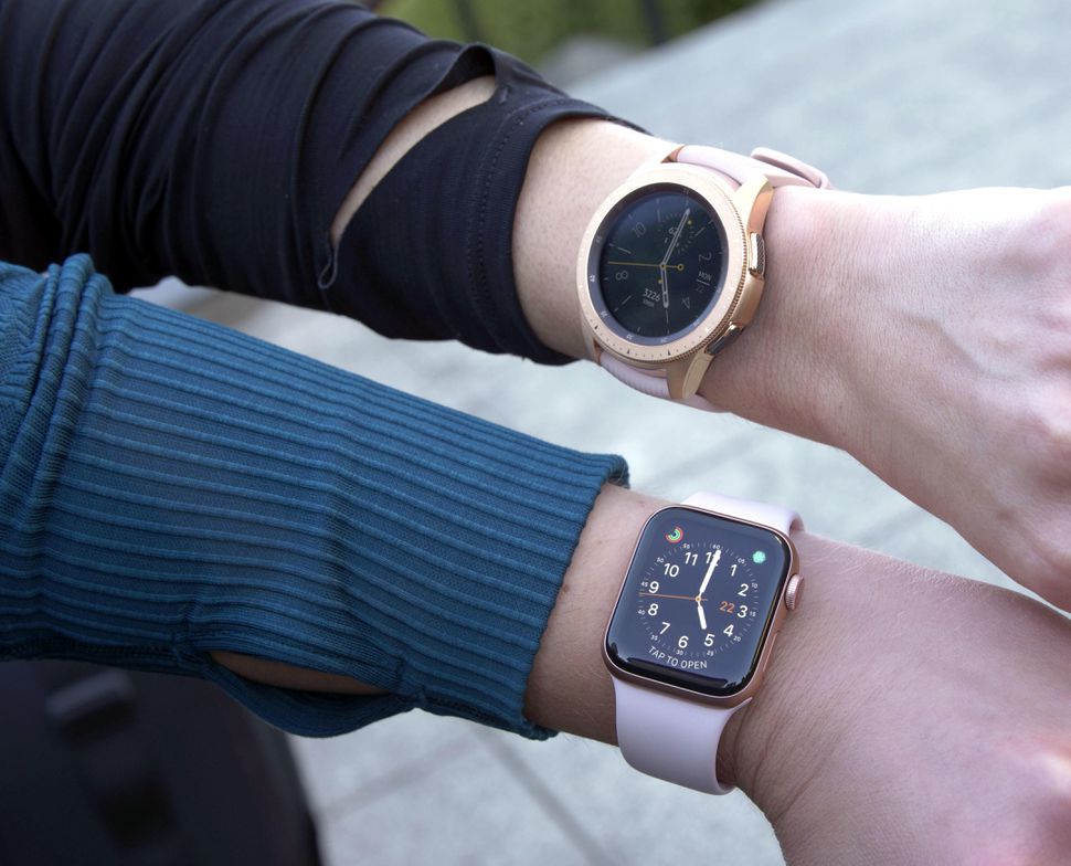 Apple Watch vs. Galaxy Watch